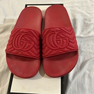 Red Gucci slides
